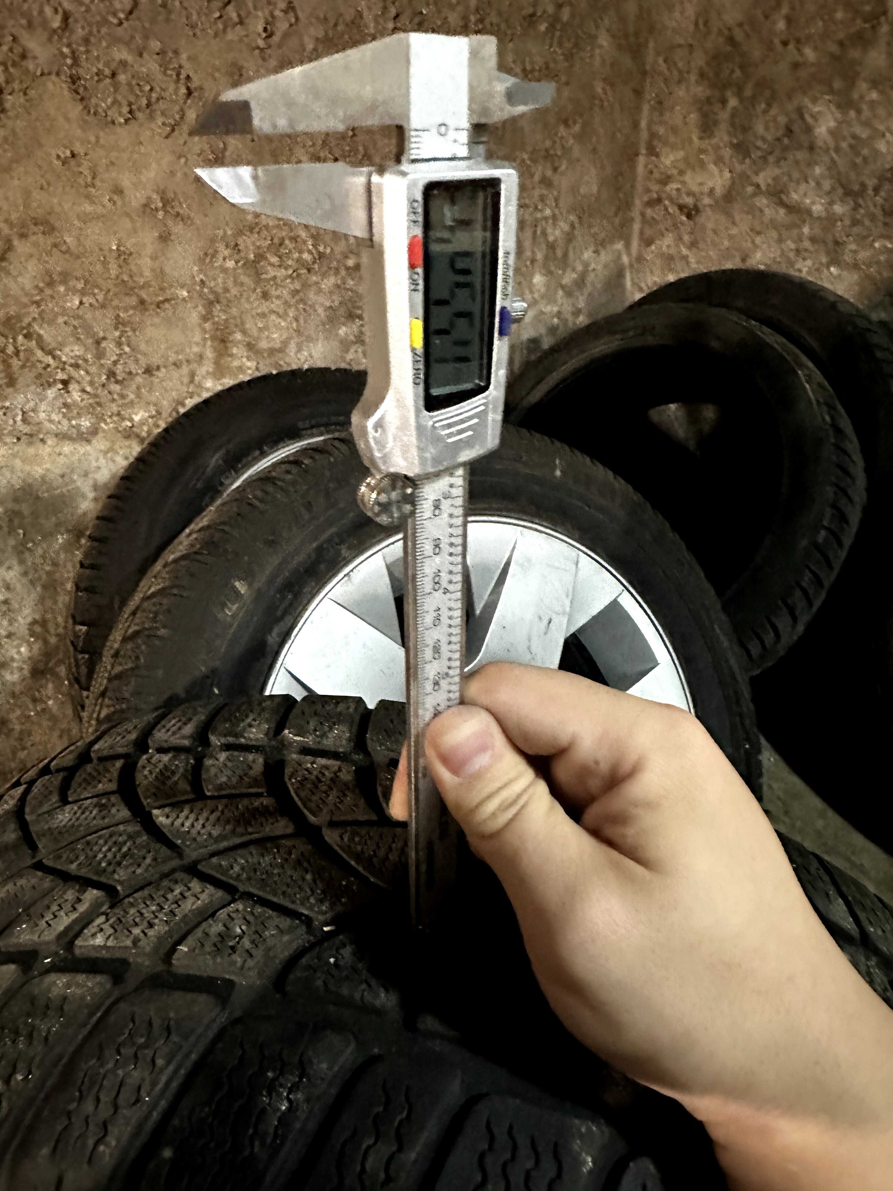 Гуми с джанти 17 за джип 235/55/17