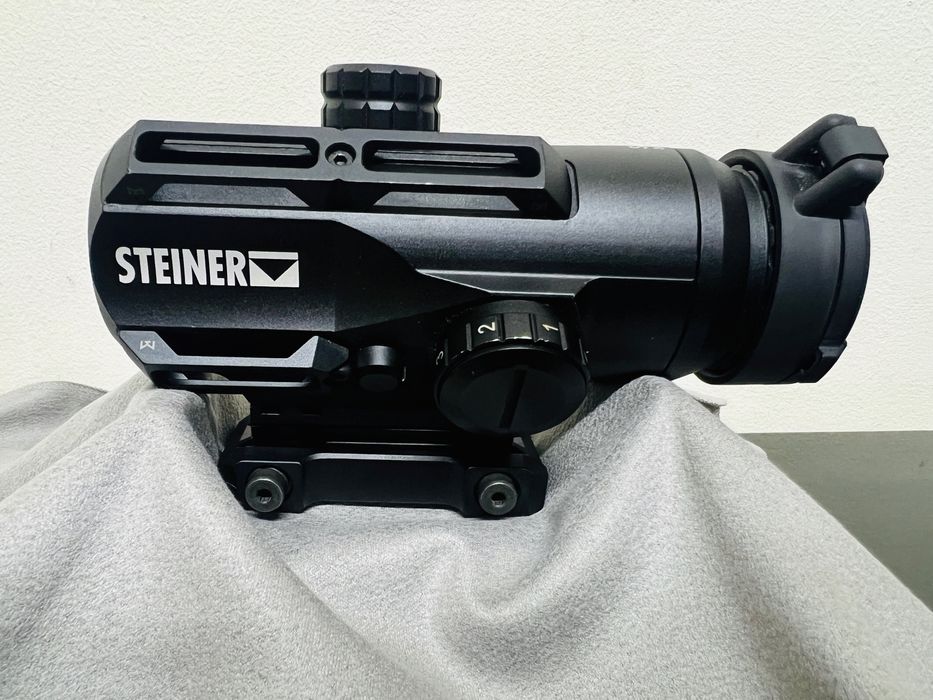 Steiner S322 dispozitiv optic
