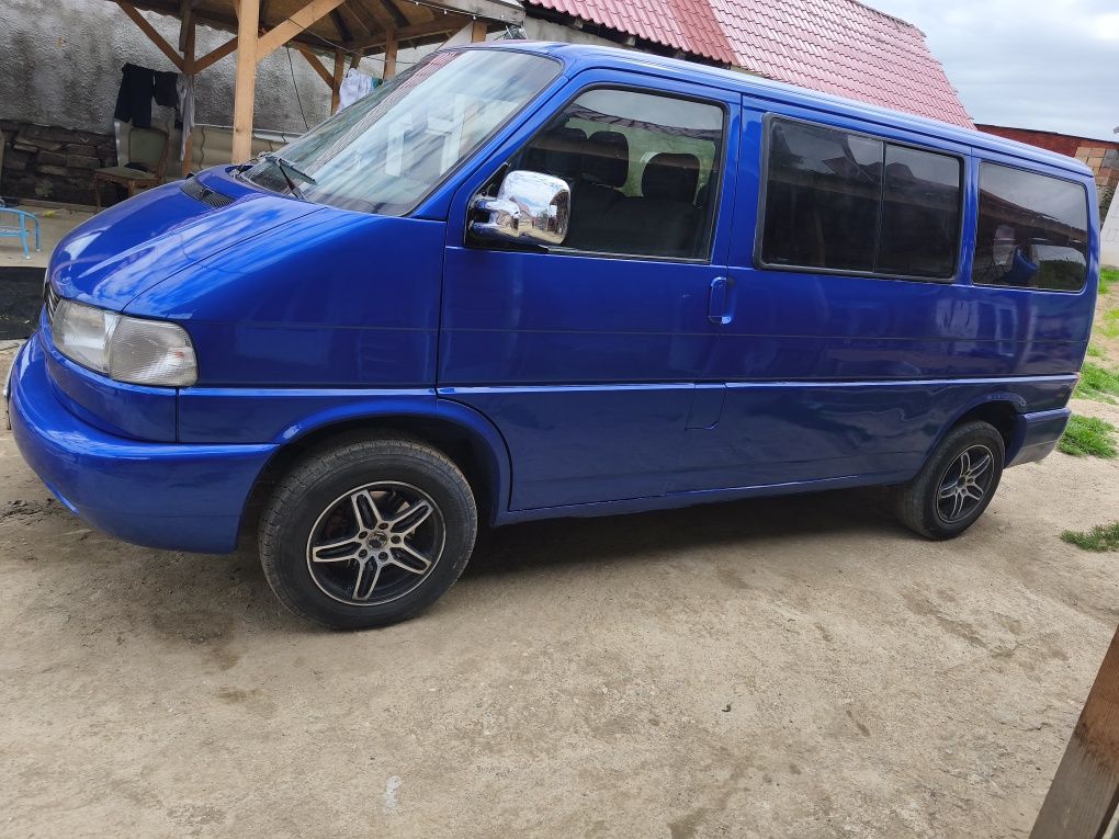T4 motor 2,500 2003 acte la zi fara nici un defect pe probă
