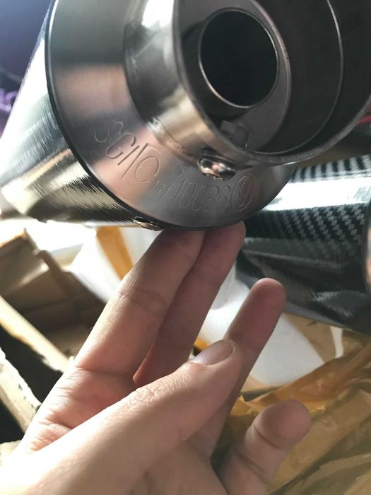 Toba LeoVince Carbon Yamaha FZ6 FZ6-N FZ6S 2004-2009 noua , muzica