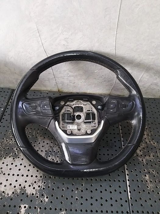 Volan piele in 3 spite cu comenzi opel zafira e life 308930499c2eag 98088710zd 308930481c2eaf 98095446zd