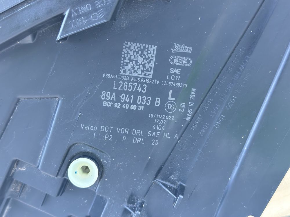 Ляв фар AUDI Q4 E-TRON 89A941033B