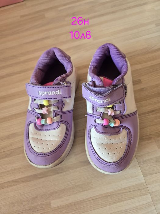 Обувки за момиче