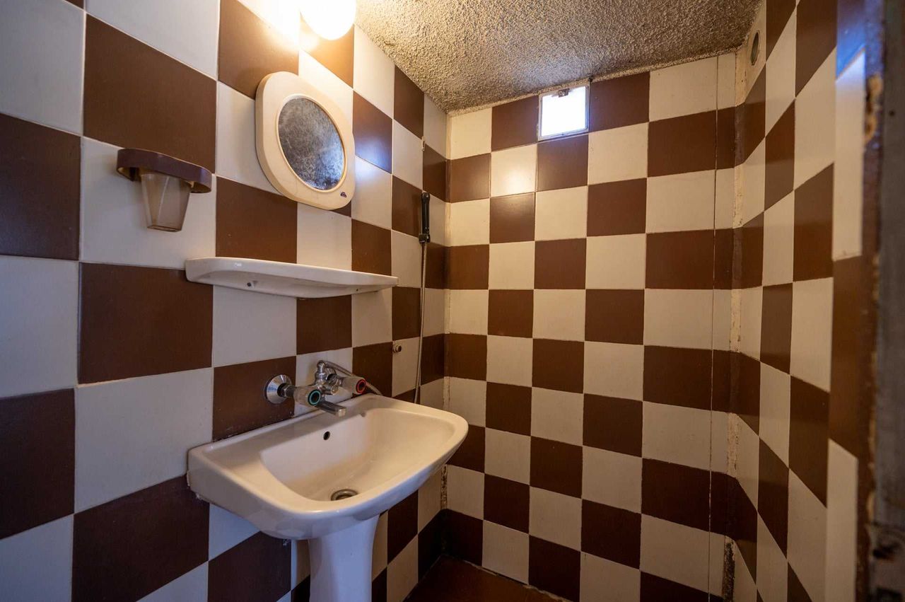 Продава се Етаж от къща в Кюстендил, Бузлуджа - 163 кв.м за 681 €/кв.м - Снимка #9