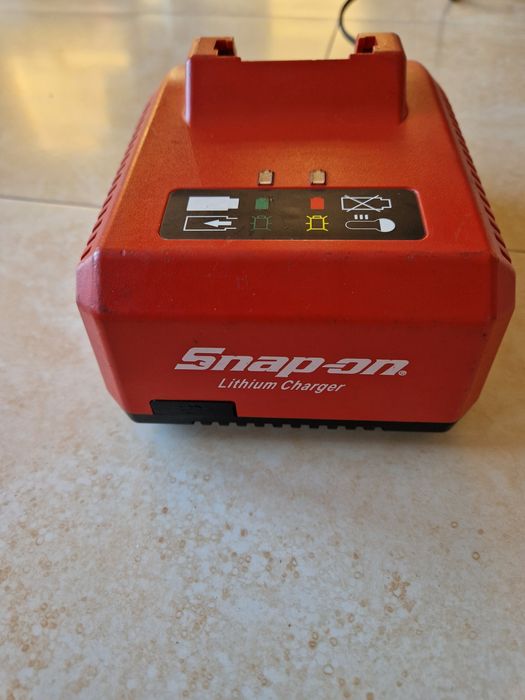 Snap-on CTC 720 , CTB 8185 , CTB 8187 - incarcator si acumulator
