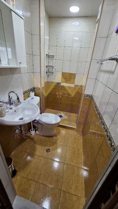 Дава се под наем Четиристаен апартамент в Варна, Лятно кино Тракия - 100 кв.м за 612 € - Снимка #6