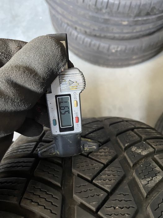Anv m+s 235/55/17 Vredestein/nokian