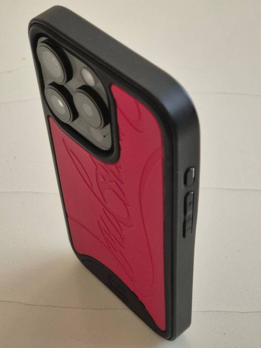 Продавам IPhone 15 Pro-Без забележка,като чисто нов!