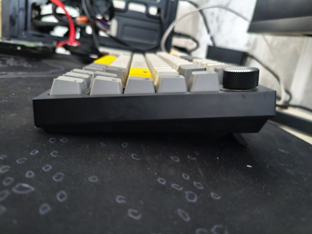 Продам ajazz ak820