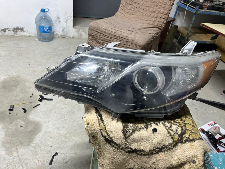 Camry 50 se фара левая