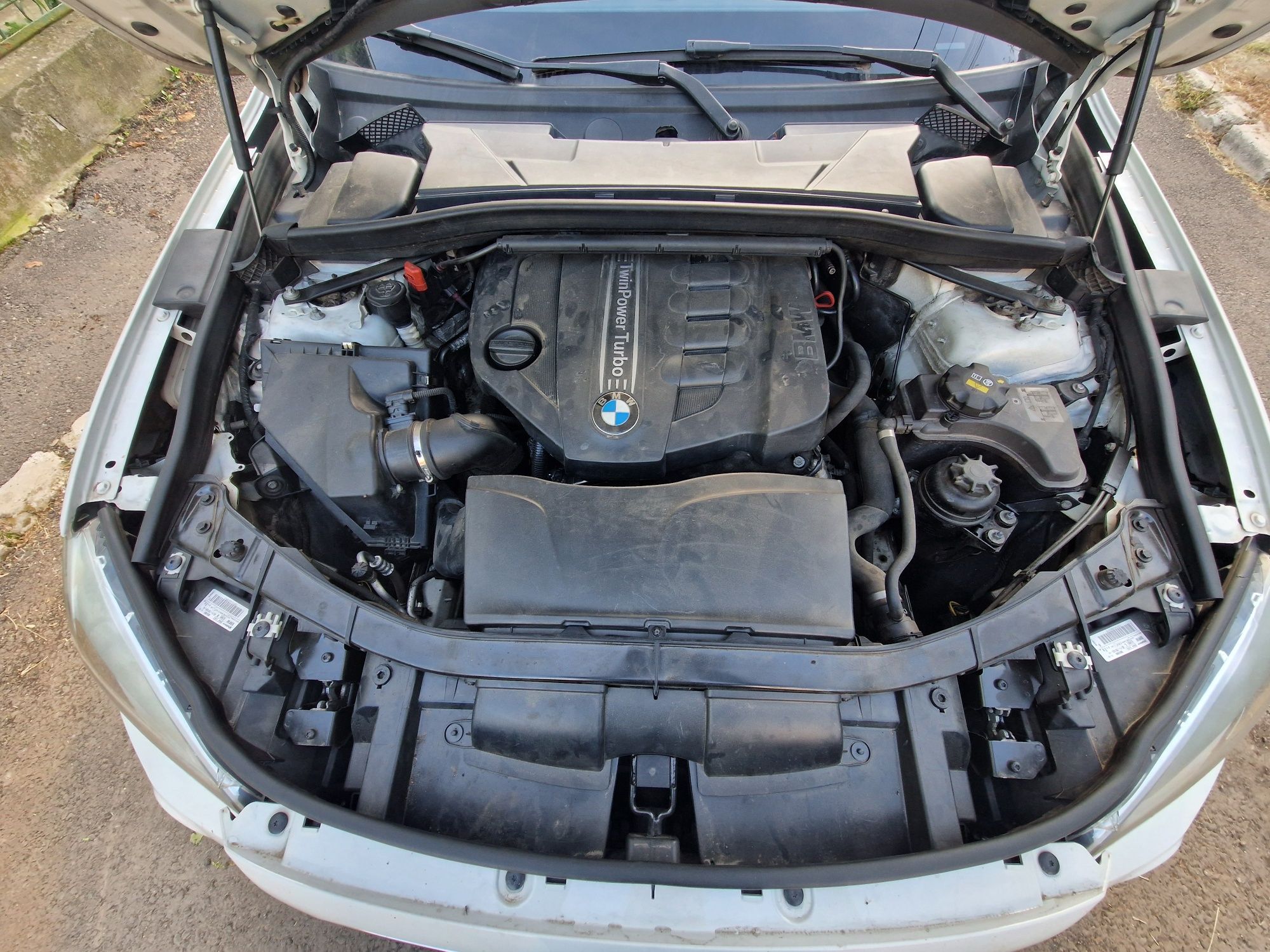 Bmw  x1 E 84 1.8 x drive, 2015 aprilie