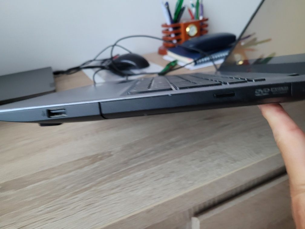 Laptop Asus 550JK