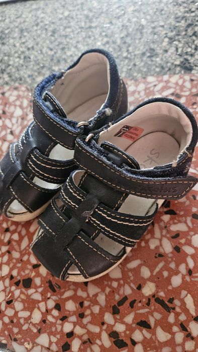 Детски сандали кожени
