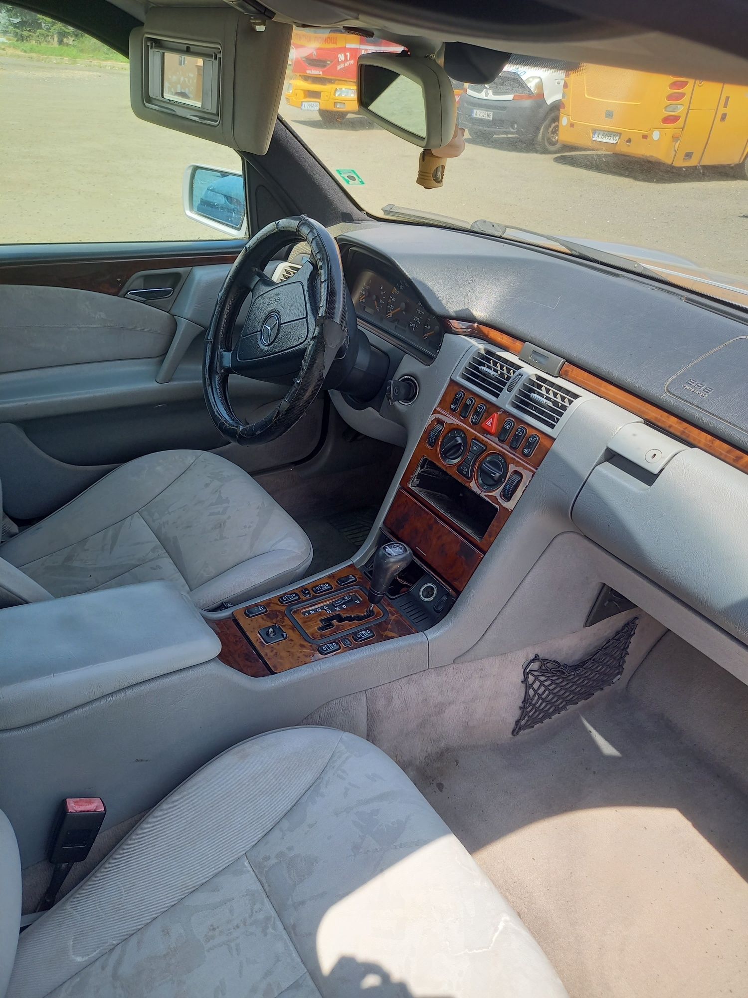 Мерцедес E 220 CDI на части !