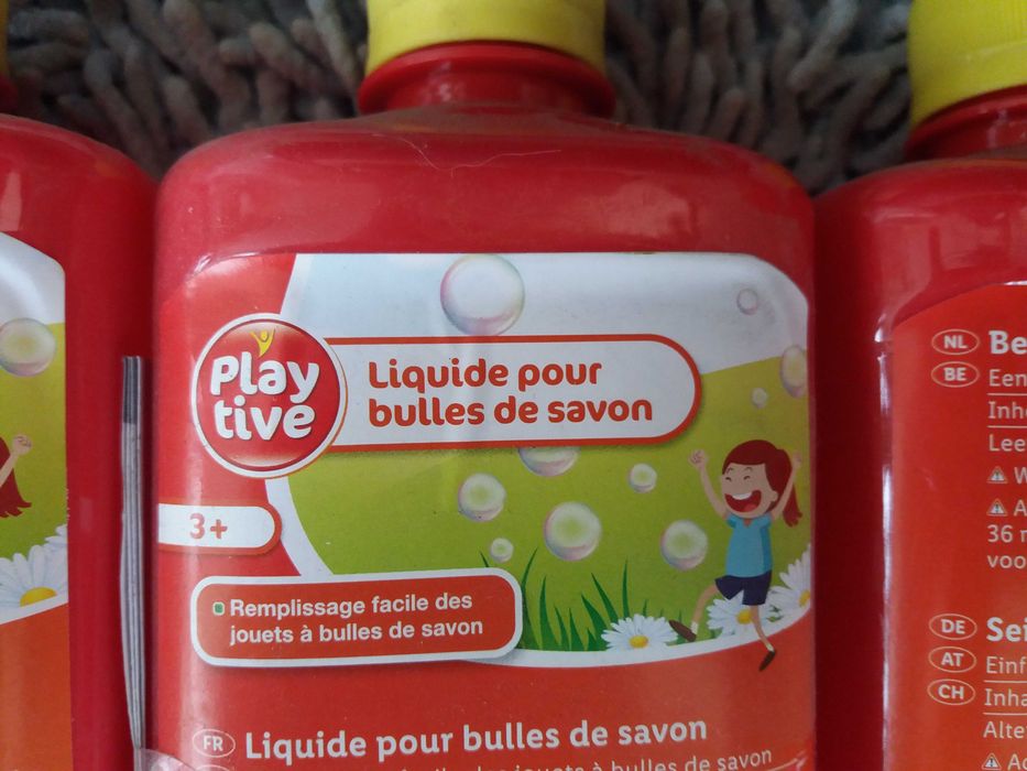 Masina baloane sapun priza 220V si 12V la bricheta auto lichid proba