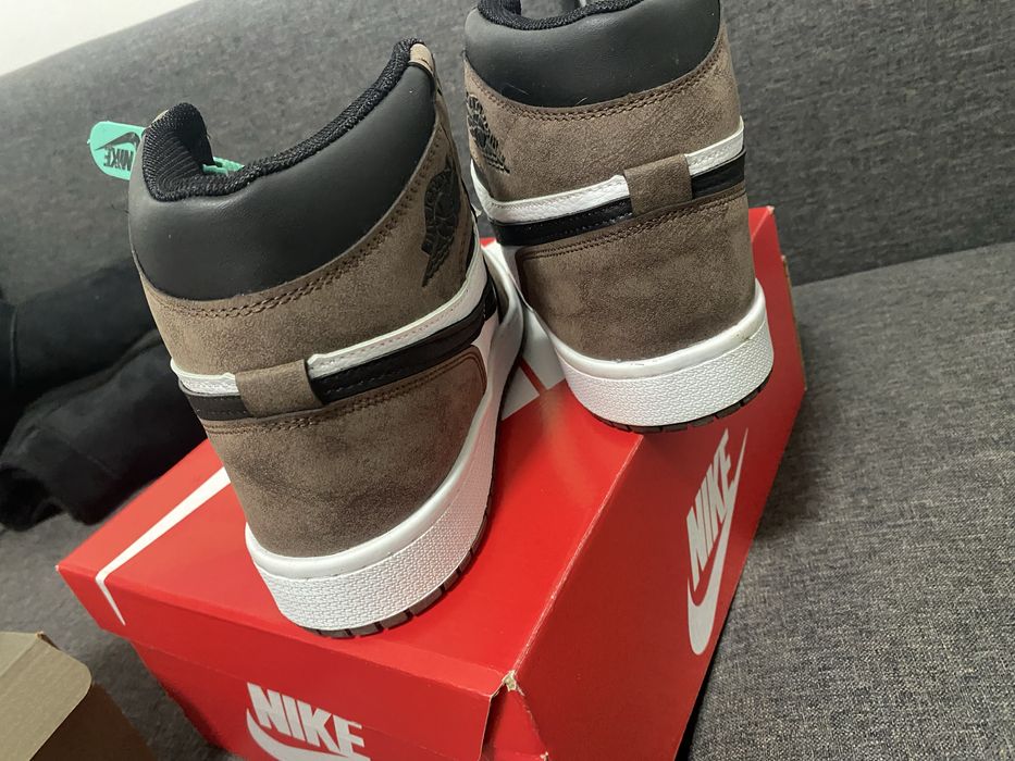 Adidasi Nike Jordan noi