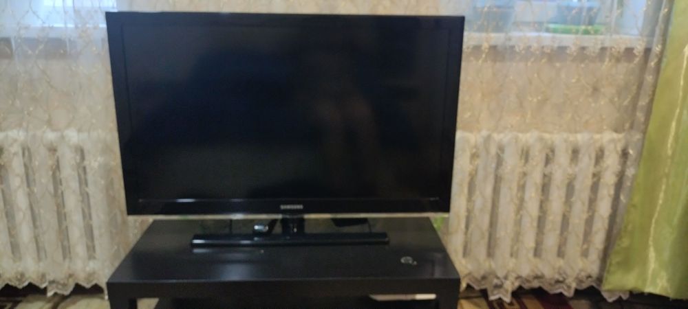 Продам. Телевизор, компьютер.