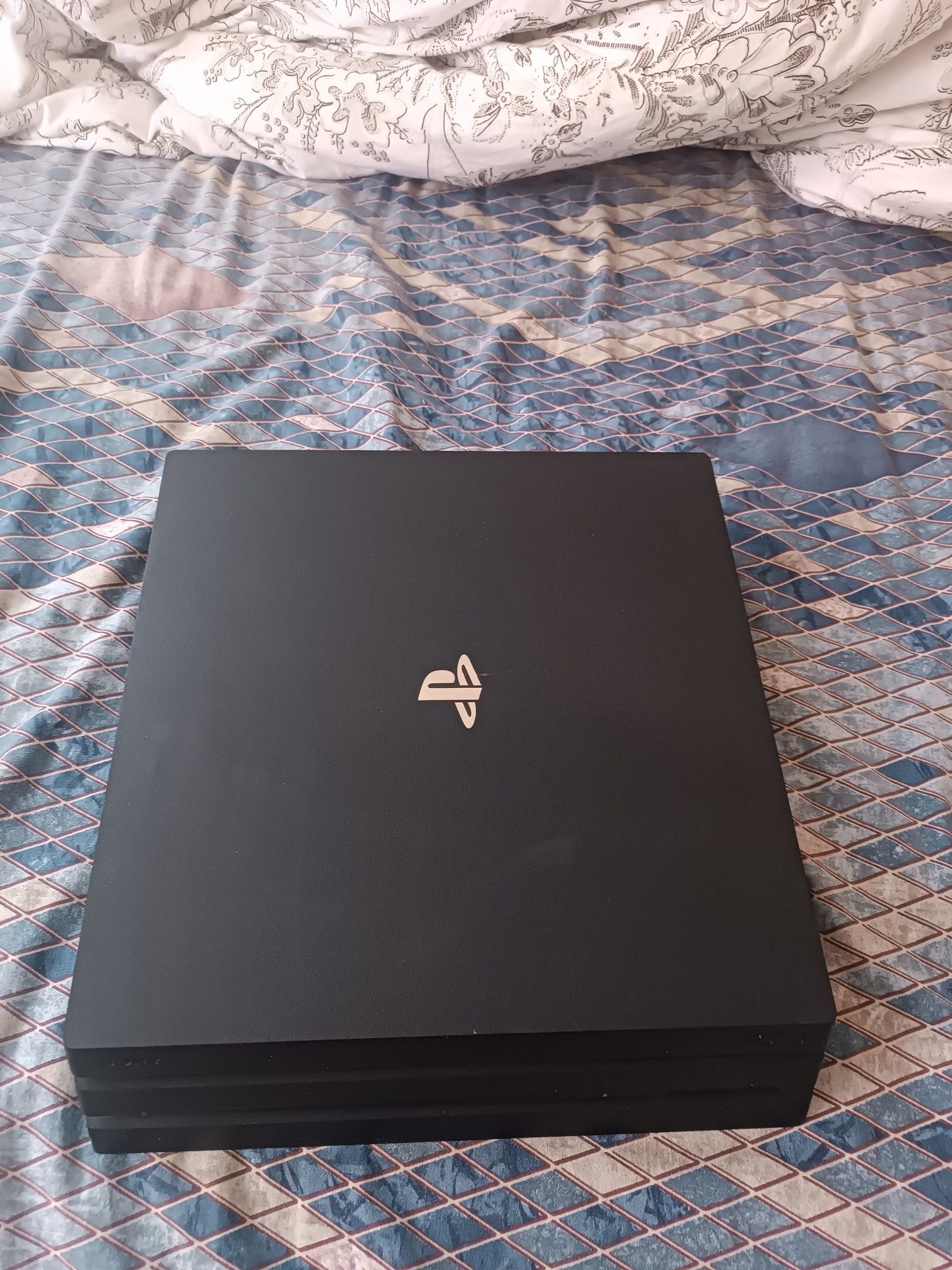 PlayStation 4 pro на 1 ТБ