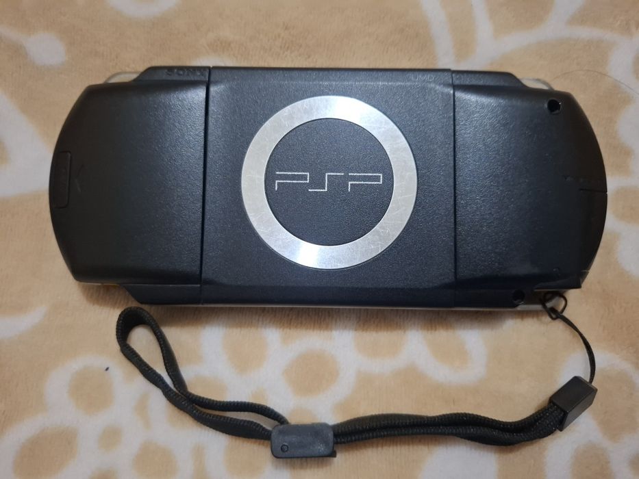 Продам psp 1000 4Gb