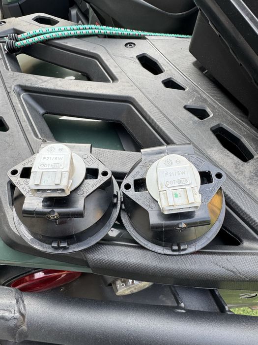 Praguri , stopuri spate si scut can-am outlander lung