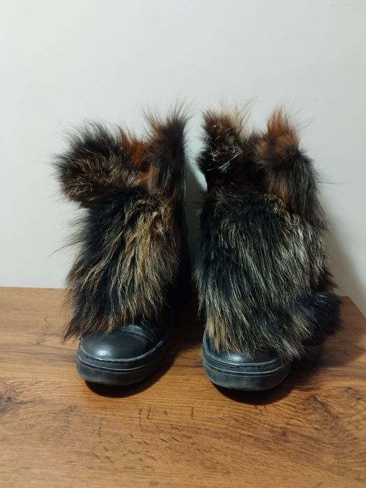 Кубинки с естествен косъм Daris