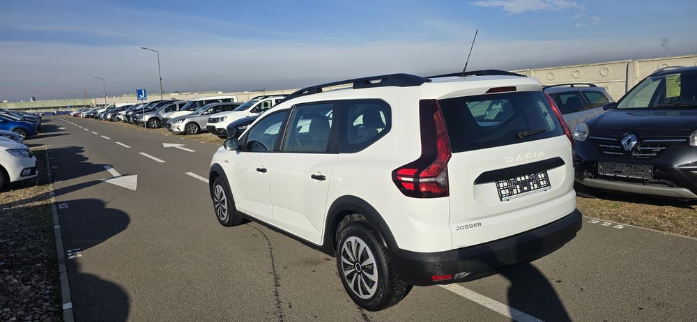 Vand Dacia Jogger