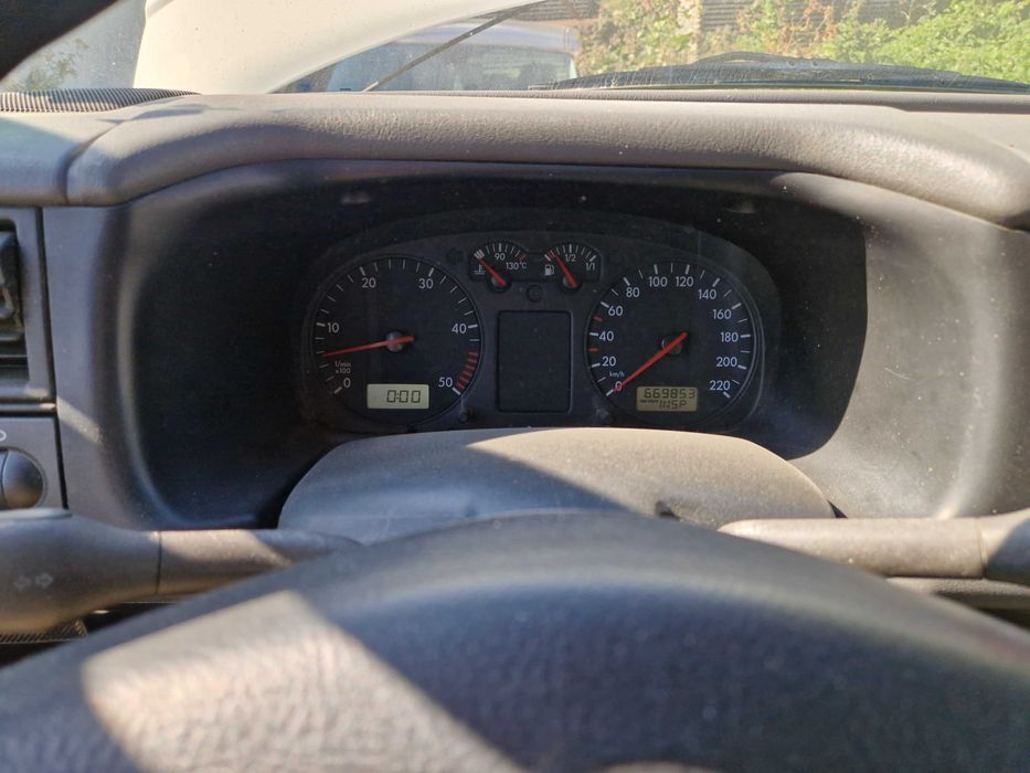 De vanzare Volkswagen t4 1.9 si 2.5
