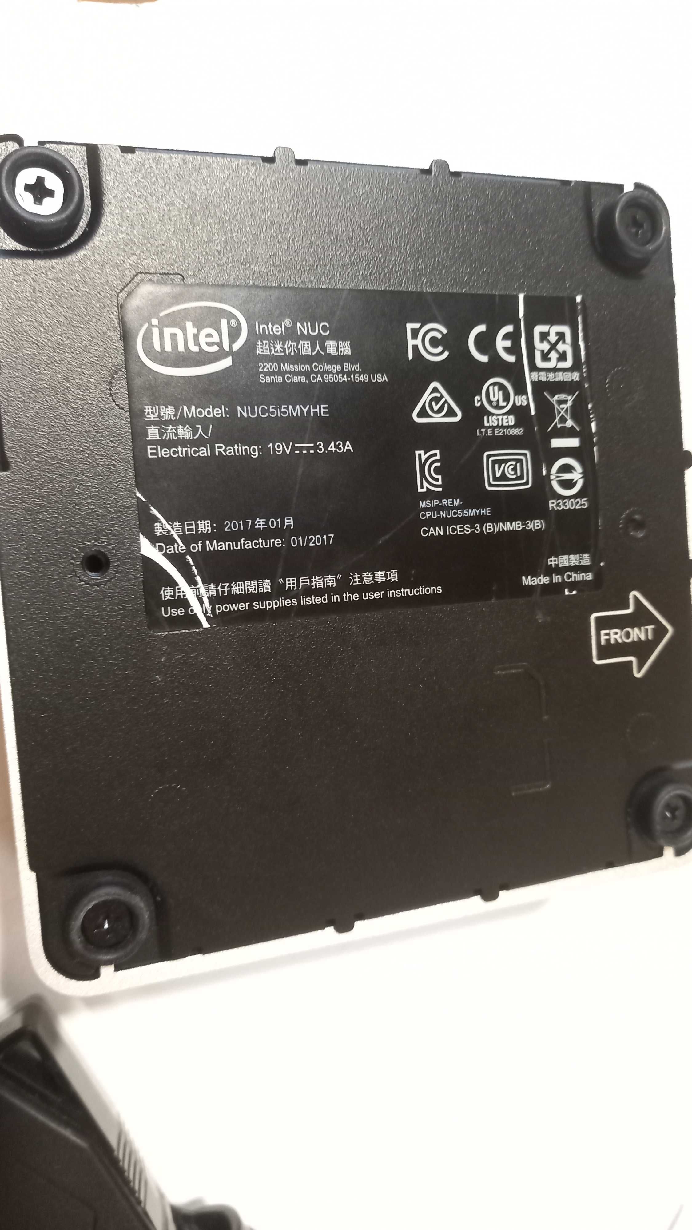 Продавам мини компютър Intel NUC5i5MYHE  i5-5300U 16GB Ram КРАЙНА ЦЕНА