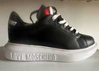 Vând Sneakers Love Moschino noi in cutie dama nr 36