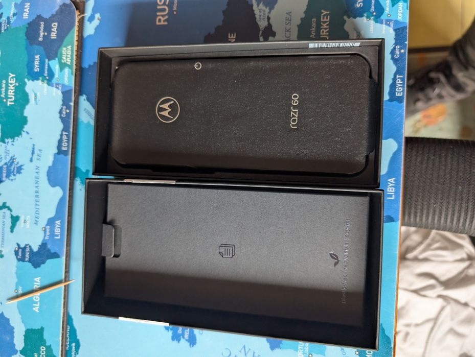 Motorola Razr 60 blue