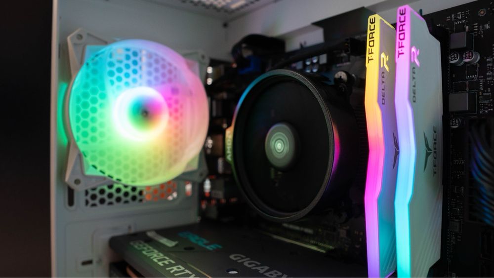 Pc Gaming Ryzen 7 5700  RTX 4060 NOU