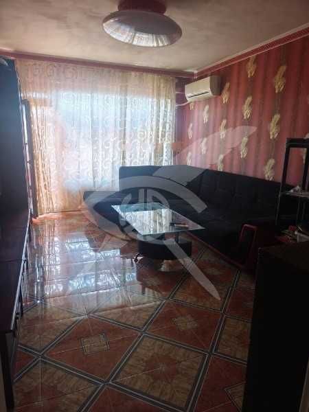 Продава се Двустаен апартамент в Карнобат - 61 кв.м за 1000 €/кв.м - Снимка #1