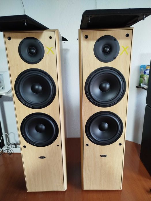 Boxe coloane Eltax model: Concept 200. Inaltele arse!!!