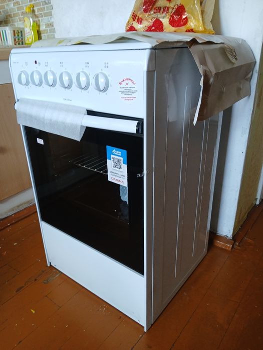 Продам электроплитку Дарина Новая