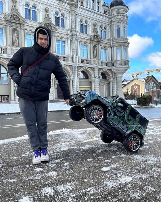 Лицензионный детский электромобиль Mercedes-Benz G63 AMG