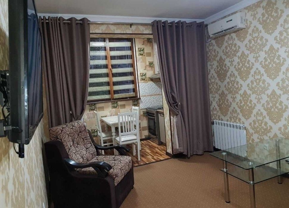 1/2/4  мега планет аренда  с 1 декабря освободится