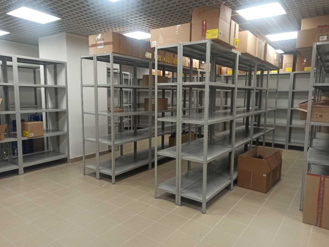 металлические стеллажи 2400х1000х600мм .складские  и архивные стеллажи