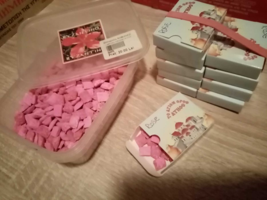 Tamâie ,Smirna ,Carbuni,cruciulițe