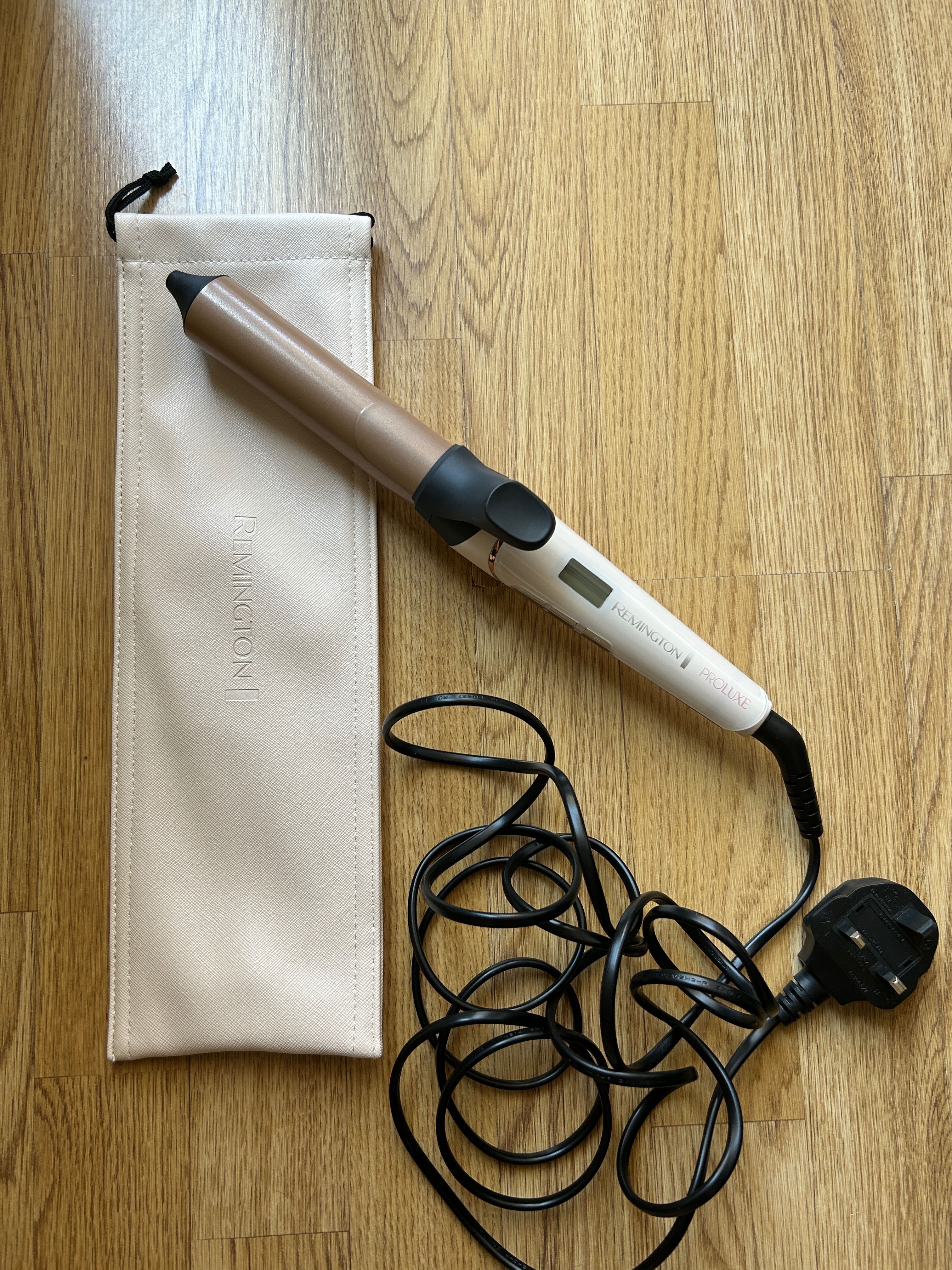 Маша за коса Remington PROluxe Curling Wand CI9132