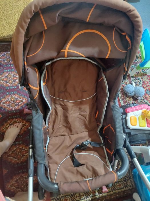 Детская коляска.