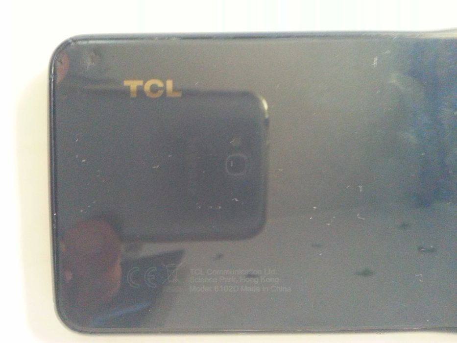 Телефон TCL две сим карти
