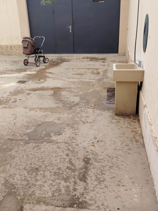 Няна  (ўз уйимда)