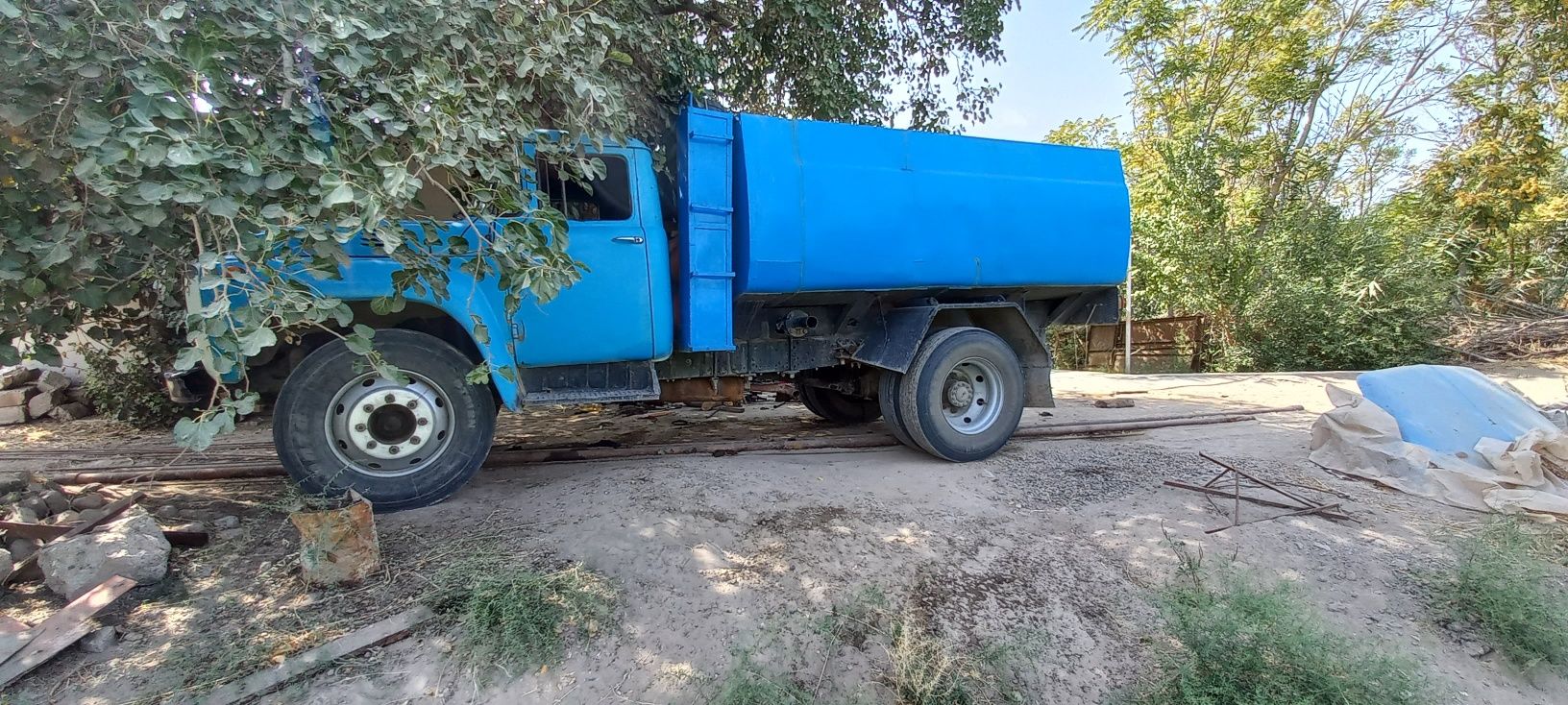 Zil vadavoz sotiladi