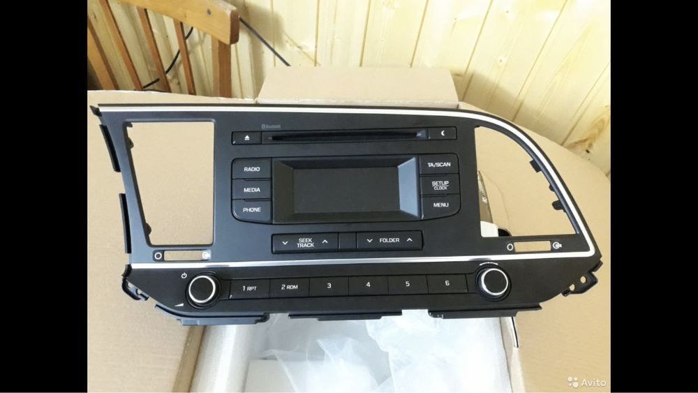 Магнитола на Hyundai Elantra AD