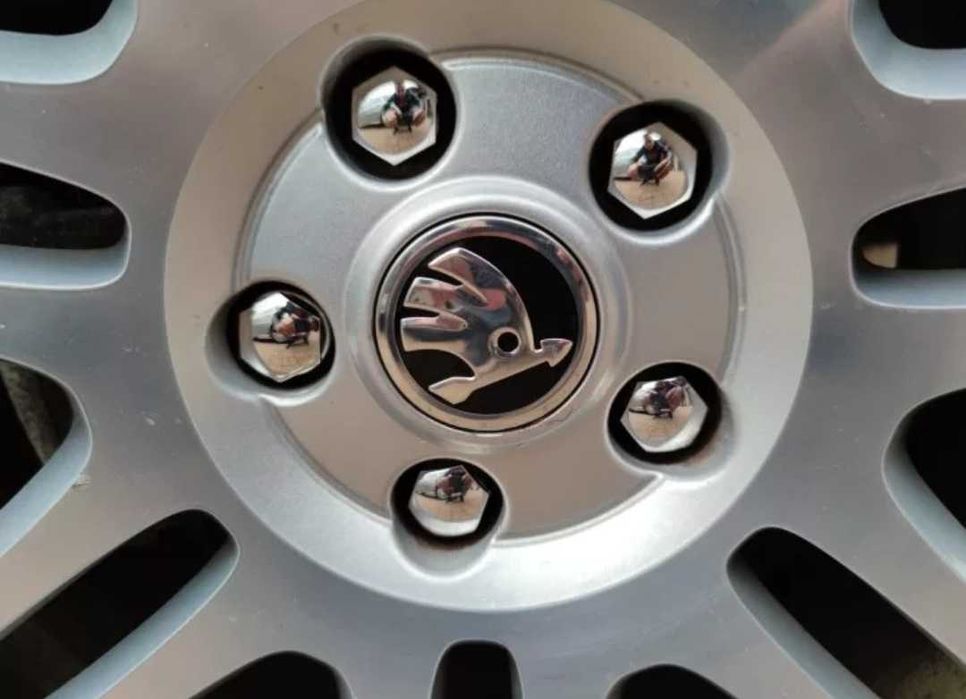 Капачки за болтовете от 20 части за джанти Ауди Audi VW