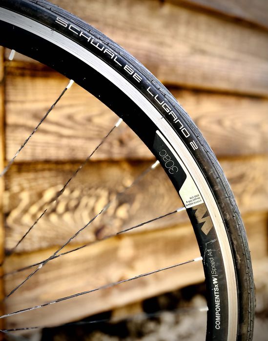 Cursieră White RR Carbon Lite (full carbon) Roti pe 28″