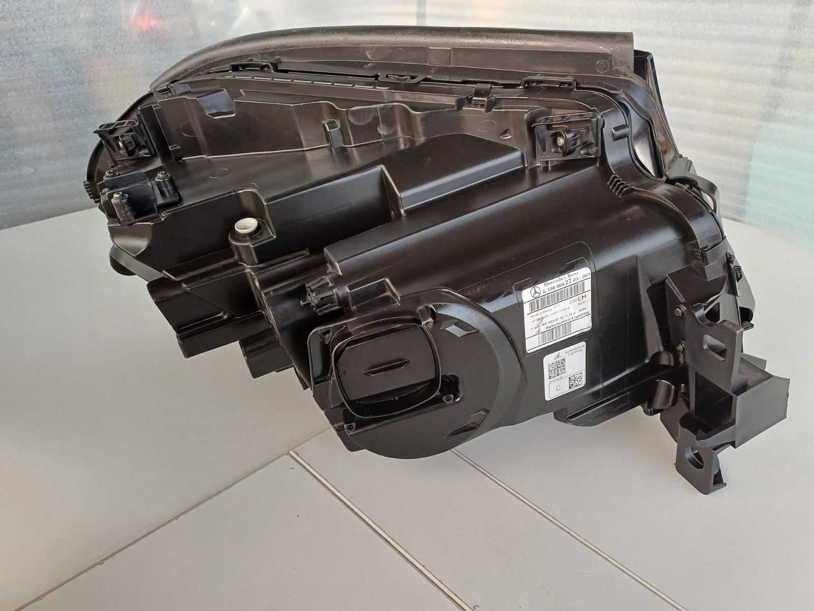 фар ляв и десен Mercedes GLS X166 model 2015-2019 г. #1018V #1019V