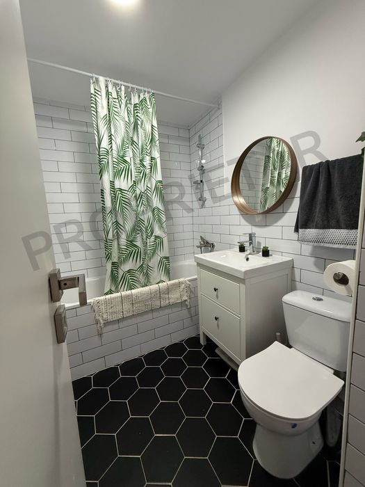 3 cam. decomandat, 75 mp, parter, bloc reabilitat, la20 min centru Buc