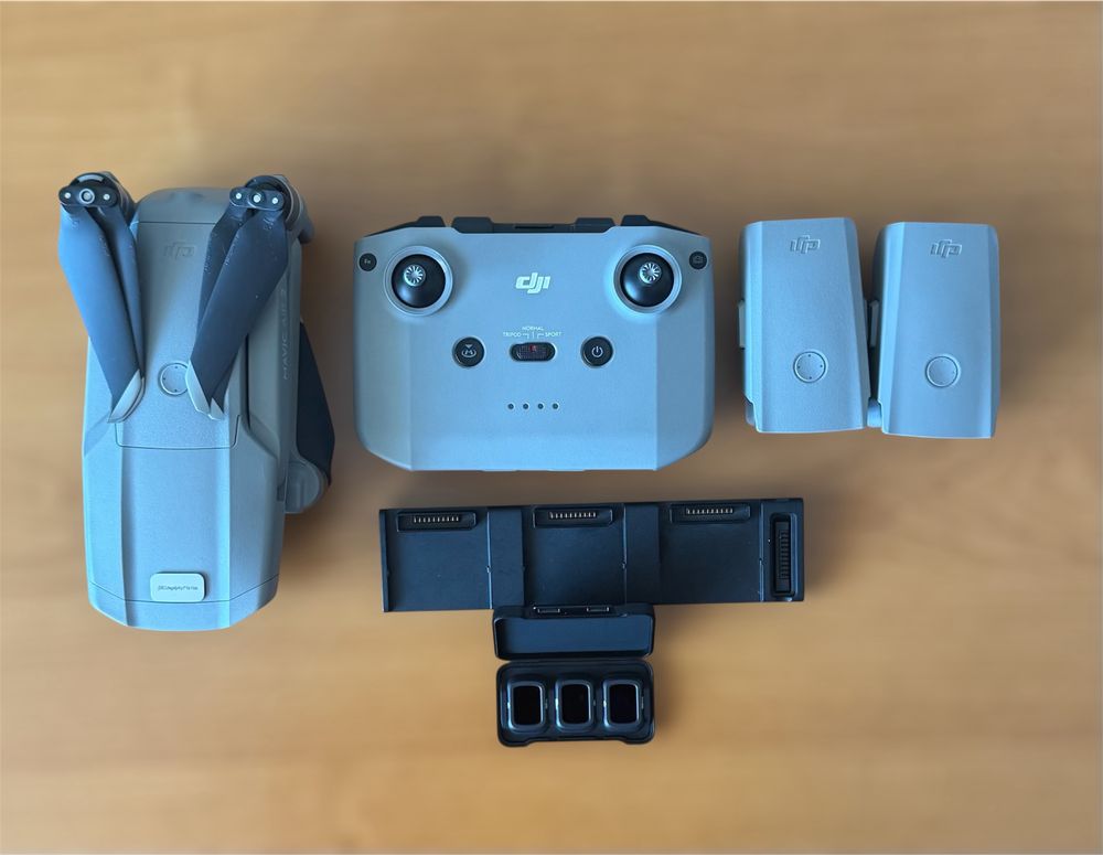 DJI Mavic Air 2 Fly More Combo + 128GB microSD