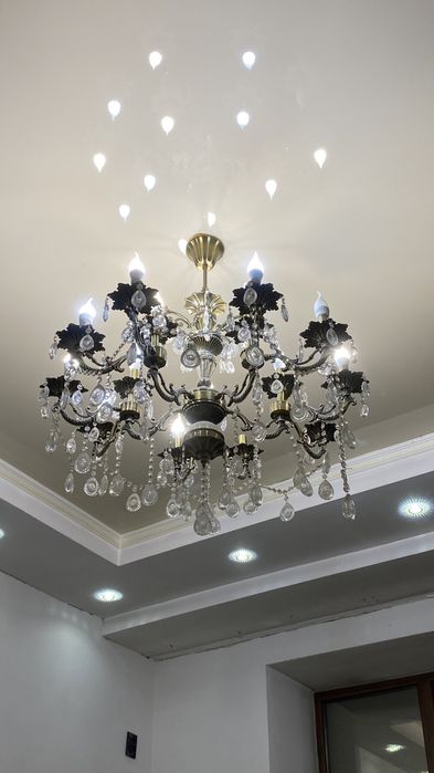 Продам бу люстры в хорошем состояние.